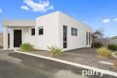 Property photo of 1/4 Caprice Court Newnham TAS 7248