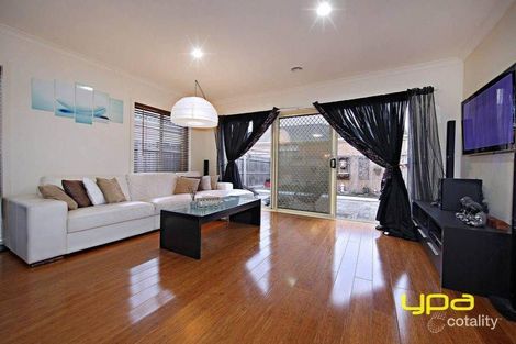 Property photo of 1/20 Panorama Drive Hillside VIC 3037