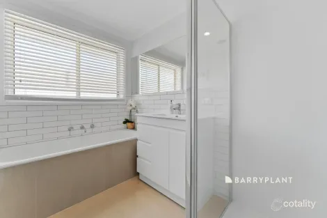 Property photo of 7 Redmore Court Berwick VIC 3806