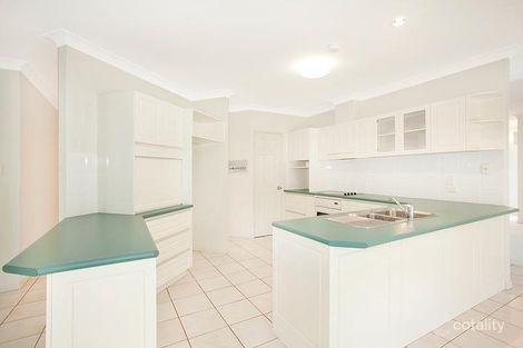 Property photo of 61 Holborn Crescent Carindale QLD 4152