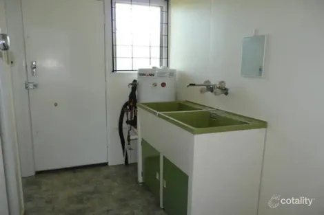 Property photo of 2/8 Violet Street Redcliffe QLD 4020