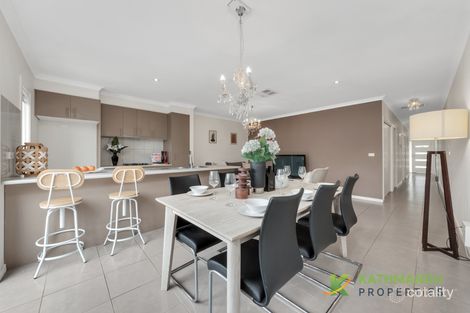 Property photo of 15 Hadley Lane Craigieburn VIC 3064