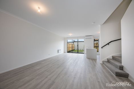 Property photo of 8 Dutch Road Sunbury VIC 3429