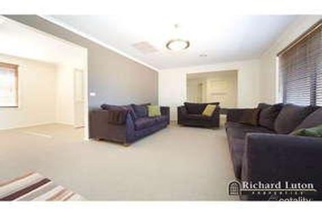 Property photo of 5 Farncomb Place Gowrie ACT 2904