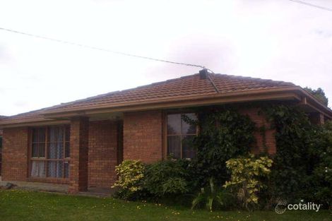 5 Evelyne Ave, Cranbourne, VIC 3977