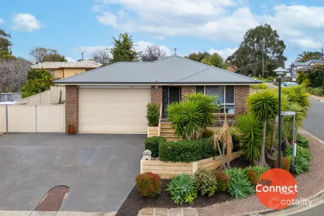 Property photo of 2 Narelle Court Hackham SA 5163