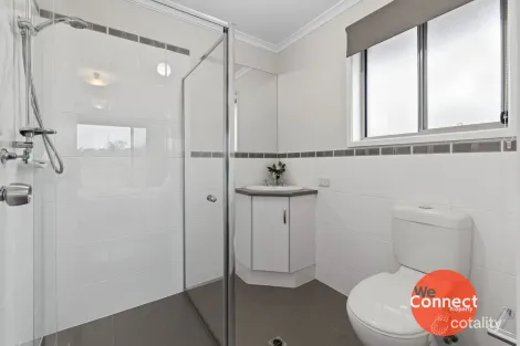Property photo of 2 Narelle Court Hackham SA 5163