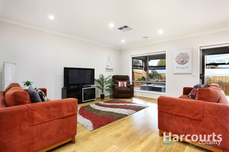 Property photo of 9 Windermere Parade Doreen VIC 3754