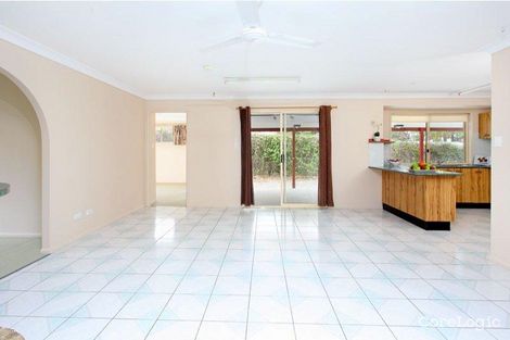 Property photo of 9 Herbert Crescent Morayfield QLD 4506