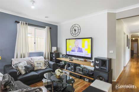 Property photo of 9 Barcelona Avenue Clyde North VIC 3978