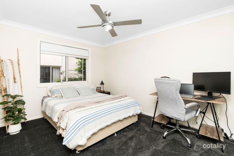 Property photo of 25 Andrews Avenue Kooringal NSW 2650