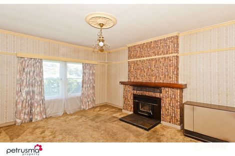 Property photo of 32 St Aubyn Square Moonah TAS 7009