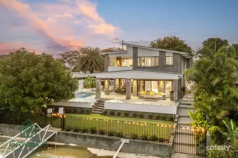 Property photo of 25 Kalimna Drive Broadbeach Waters QLD 4218