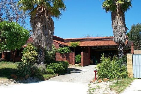 4 Chobham Way, Morley, WA 6062