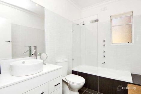 Property photo of 2/1074 Burke Road Balwyn North VIC 3104