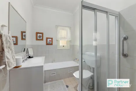 Property photo of 5 Upper Street North Tamworth NSW 2340