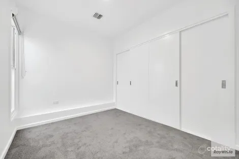 Property photo of 433 Centre Road Bentleigh VIC 3204