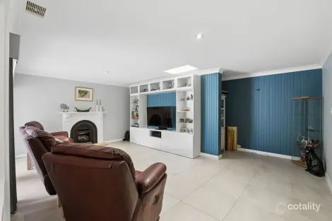 Property photo of 7 Awhina Place Kallaroo WA 6025