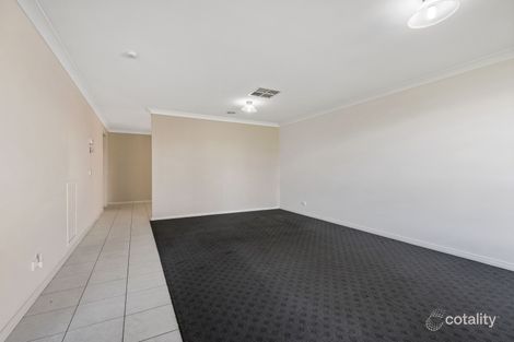 Property photo of 2 Dillagar Place Springdale Heights NSW 2641