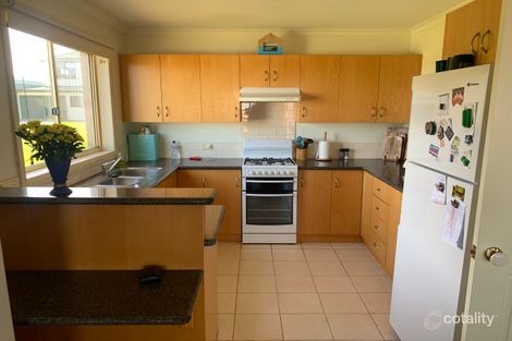 Property photo of 3 Dixon Street Warrnambool VIC 3280