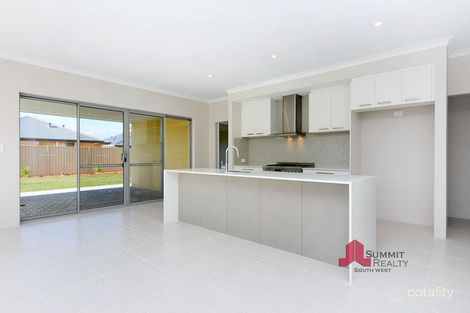 Property photo of 5 Barker Boulevard Glen Iris WA 6230