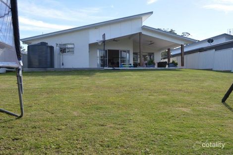 Property photo of 60 Admiralty Drive Safety Beach NSW 2456