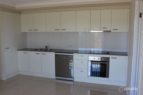 Property photo of 2/10 Weebah Place Cambooya QLD 4358