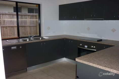 Property photo of 18 Stoneleigh Way Holmview QLD 4207