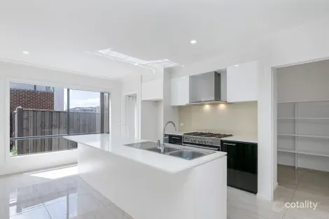 Property photo of 5 Powlett Drive Clyde VIC 3978