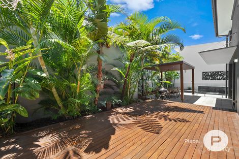 Property photo of 87 Waterline Crescent Bulimba QLD 4171