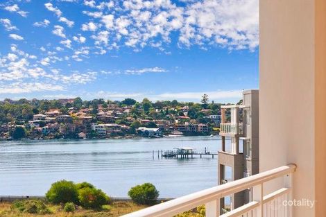 Property photo of 204/15-17 Peninsula Drive Breakfast Point NSW 2137