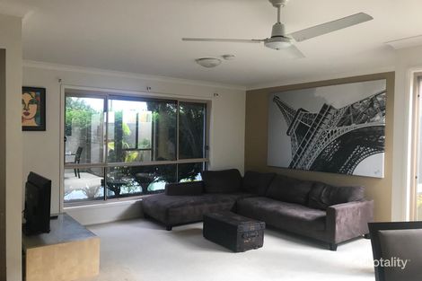 Property photo of 18 Pine Valley Drive Robina QLD 4226