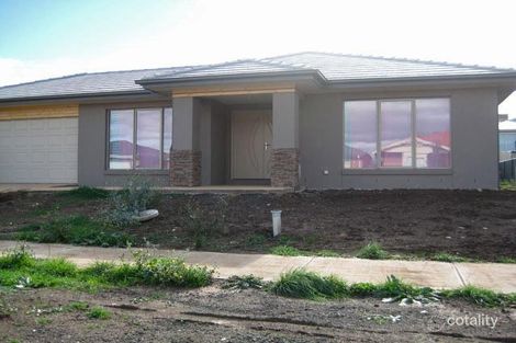 5 Belvoir Gdns, Derrimut, VIC 3026