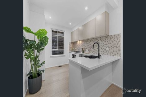 Property photo of 11 Charles Street Bentleigh East VIC 3165