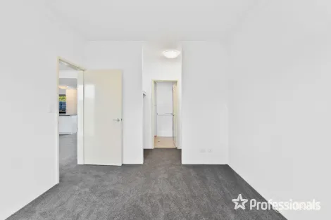 Property photo of 10/32 Congenial Loop Atwell WA 6164