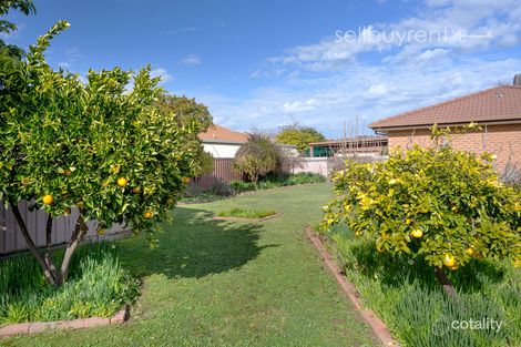 Property photo of 7 Edinburgh Circuit West Wodonga VIC 3690