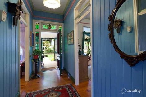 Property photo of 38 Queens Road Taringa QLD 4068