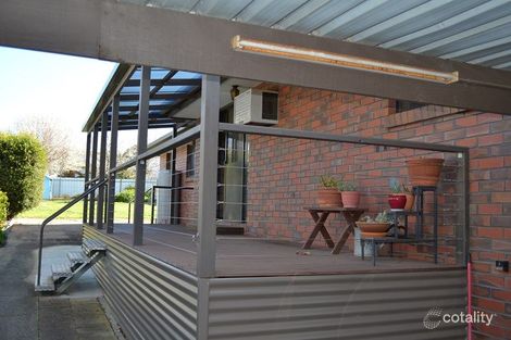 Property photo of 2 Blackie Avenue Ararat VIC 3377