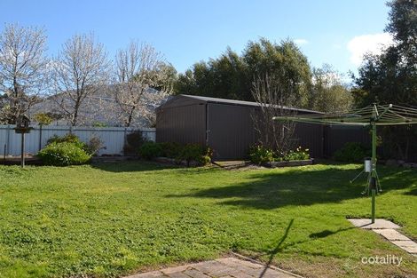 Property photo of 2 Blackie Avenue Ararat VIC 3377
