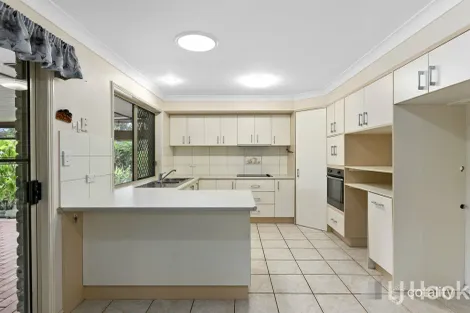 Property photo of 19 Earls Court Point Vernon QLD 4655