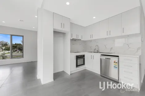 Property photo of 12 Box Street Doveton VIC 3177