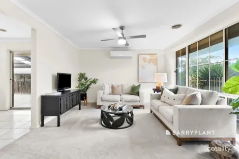 24 Ebony Dr, Pakenham, VIC 3810