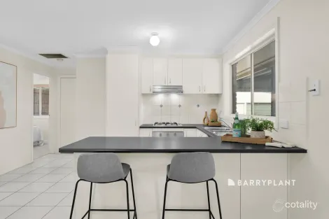 Property photo of 24 Ebony Drive Pakenham VIC 3810
