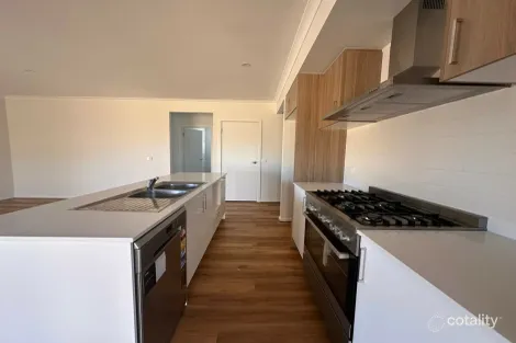 Property photo of 21 Eucalyptus Way Lucknow VIC 3875