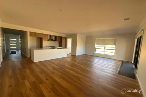 Property photo of 21 Eucalyptus Way Lucknow VIC 3875