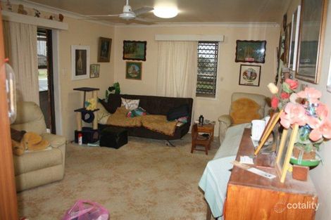 Property photo of 30 Fourth Avenue Maaroom QLD 4650