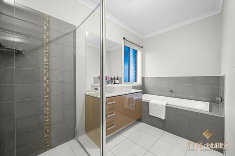 Property photo of 20 Waves Drive Point Cook VIC 3030
