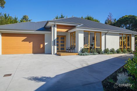 Property photo of 3A Yarralumla Drive Langwarrin VIC 3910