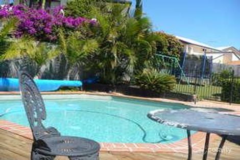 11 Angourie Pl, Carindale, QLD 4152