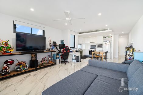 Property photo of 204/70-74 Carl Street Woolloongabba QLD 4102